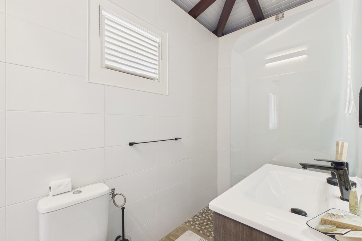 salle-eau-moderne-douche-italienne (1)